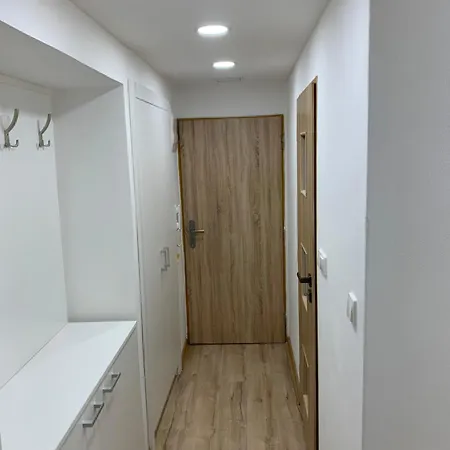 Prizemi V Parku. Apartment Znojmo Exterior photo